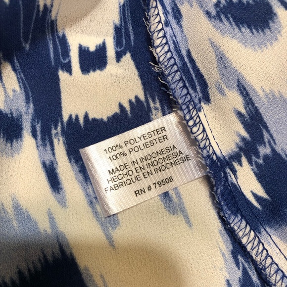 Violet & Claire Cap Sleeve Blouse - Picture 8 of 8